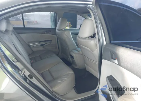 2010 Honda Accord 2.4 Ex-L z USA, uszkodzony, nr VIN 1HGCP2F81AA059489